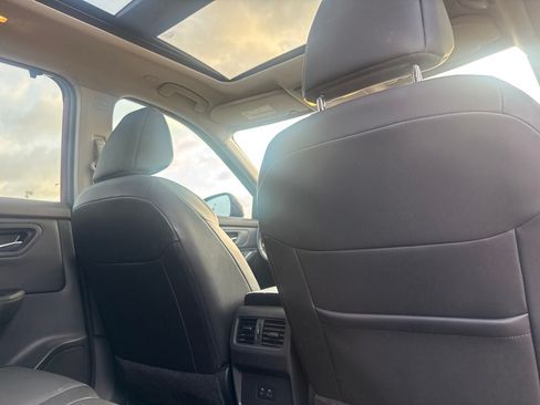 Certified 2023 Nissan Rogue SV w/ SV Premium B Package FWD image 27