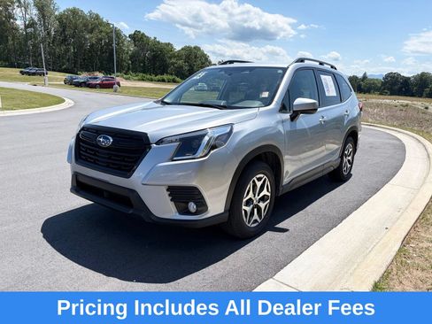 Certified 2023 Subaru Forester Premium AWD/4WD image 3
