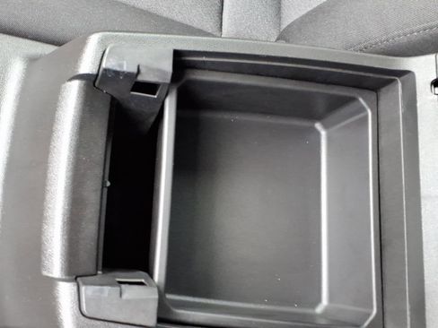 Used 2024 Chevrolet Colorado Trail Boss w/ Technology Package image 27