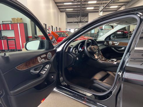 Used 2015 Mercedes-Benz C 300 4MATIC Sedan image 64