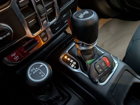 New 2026 Jeep Wrangler Unlimited Rubicon AWD/4WD image 35