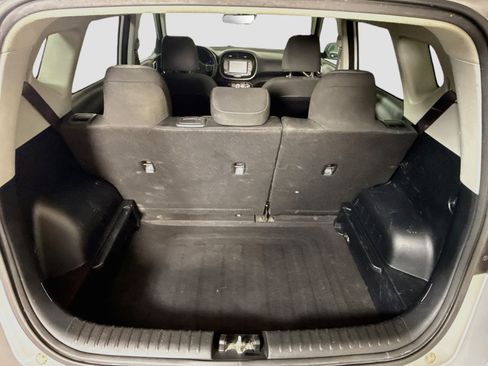 Used 2020 Kia Soul S FWD image 35