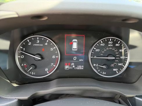 Certified 2025 Subaru Forester Limited w/ Popular Package #2 AWD/4WD image 12