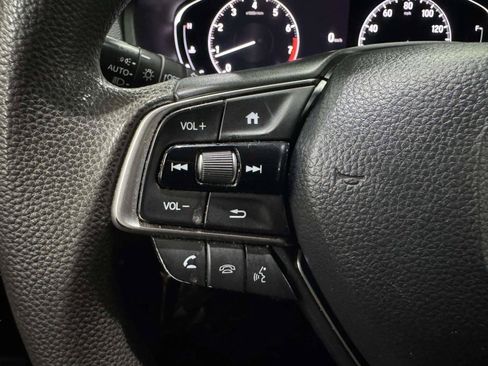 Used 2020 Honda Accord EX image 28