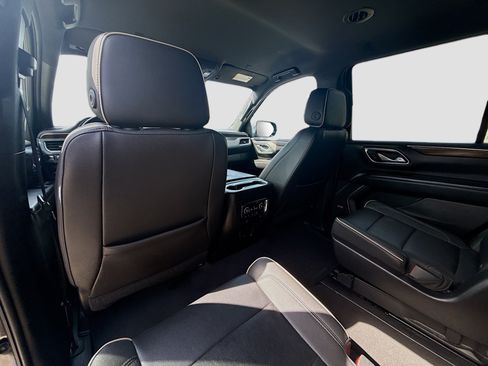 Used 2023 Chevrolet Tahoe Premier RWD image 22