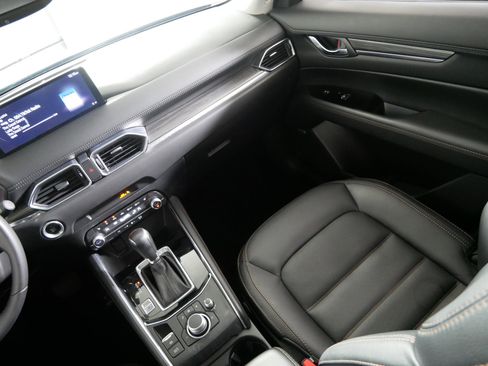 Used 2023 MAZDA CX-5 AWD 2.5 S w/ Premium Package image 11