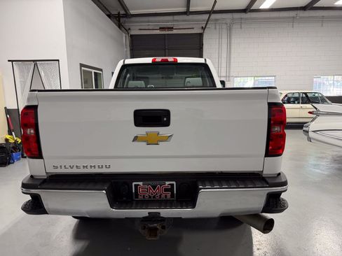 Used 2015 Chevrolet Silverado 2500 W/T AWD/4WD image 6