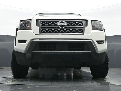 Used 2024 Nissan Frontier SV RWD image 21