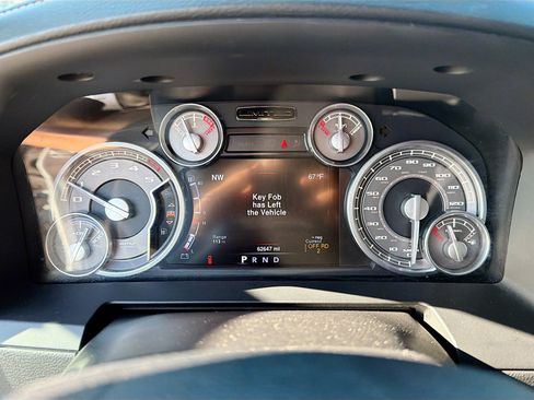 Used 2016 RAM 1500 Limited image 34