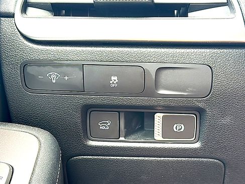 Used 2025 Hyundai Palisade SEL FWD image 35