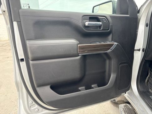 Used 2021 Chevrolet Silverado 1500 LT Trail Boss AWD/4WD image 13