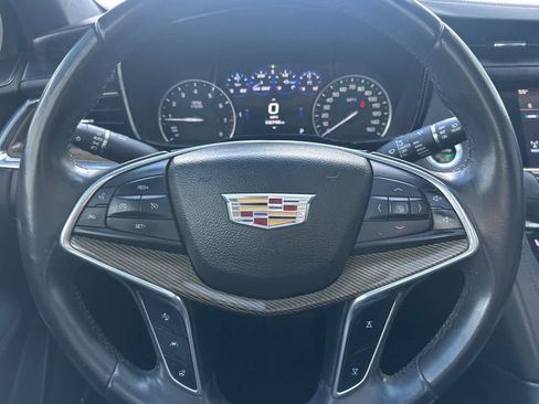 Used 2017 Cadillac XT5 Platinum AWD/4WD image 25