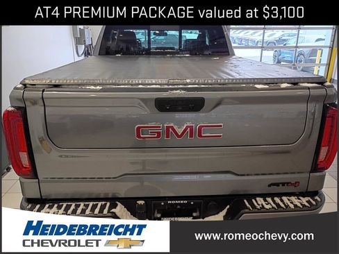 Used 2019 GMC Sierra 1500 AT4 w/ AT4 Premium Package image 3