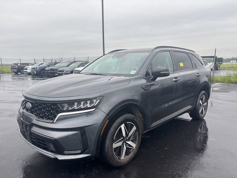 Used 2021 Kia Sorento EX w/ Panoramic Sunroof Package AWD/4WD image 7