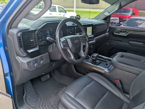 Used 2022 Chevrolet Silverado 1500 LT Trail Boss w/ LT Trail Boss Premium Package AWD/4WD image 15