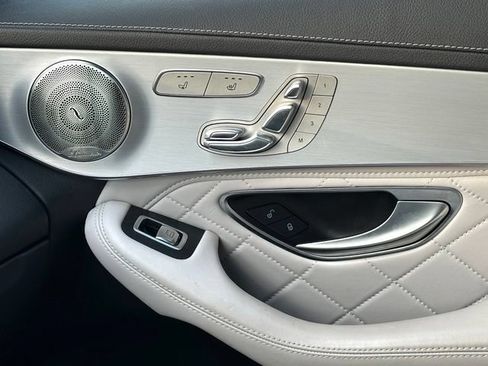 Certified 2021 Mercedes-Benz GLC 43 AMG 4MATIC image 37