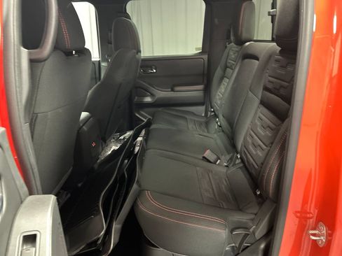 Used 2025 Nissan Frontier PRO-4X w/ Interior Protection Package AWD/4WD image 21