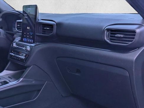 Used 2020 Ford Explorer ST w/ Premium Technology Package image 19