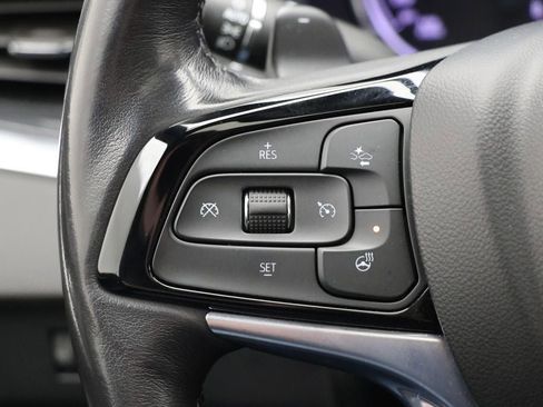 Used 2023 Buick Enclave Essence w/ Experience Buick Package image 20