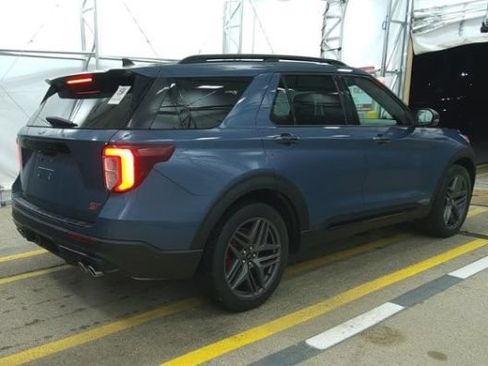 Used 2021 Ford Explorer ST w/ Equipment Group 401A AWD/4WD image 3