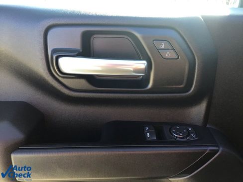 Used 2024 Chevrolet Silverado 2500 W/T w/ WT Convenience Package image 17