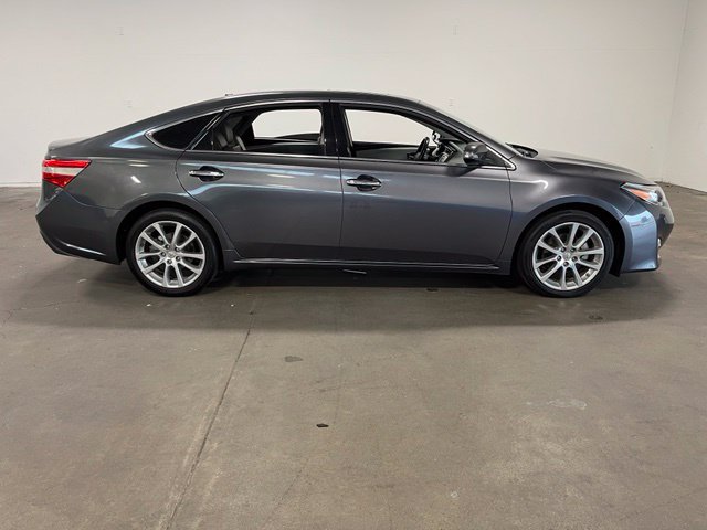 Used 2014 Toyota Avalon XLE Touring FWD image 2