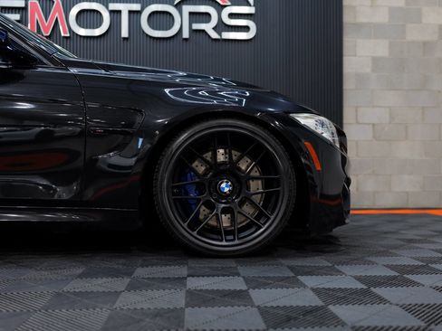 Used 2017 BMW M3 RWD image 10