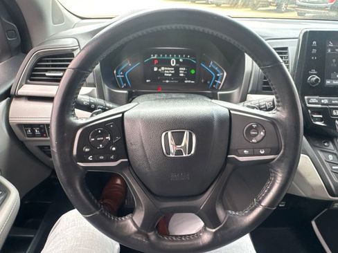 Used 2022 Honda Odyssey EX-L image 14
