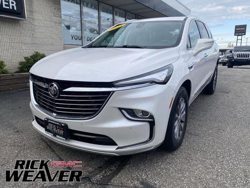 Certified 2023 Buick Enclave Essence AWD/4WD image 1