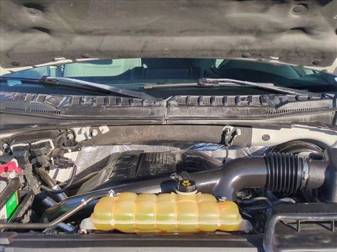 Used 2015 Ford F150 XLT w/ Equipment Group 302A Luxury image 19