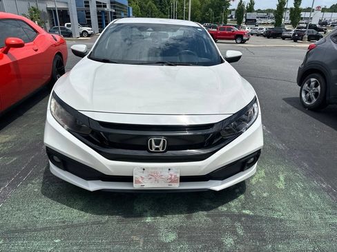 Used 2019 Honda Civic Sport image 2