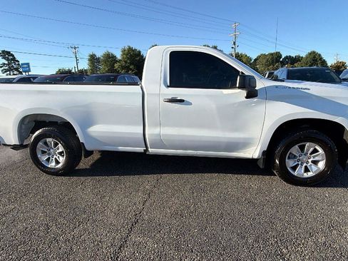 Used 2022 Chevrolet Silverado 1500 W/T RWD image 7