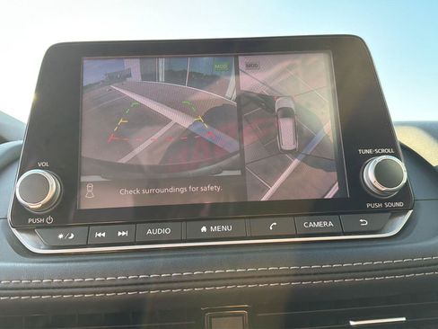Used 2021 Nissan Rogue SV w/ Premium Package FWD image 33