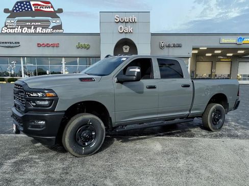 New 2026 RAM 2500 Tradesman AWD/4WD image 4