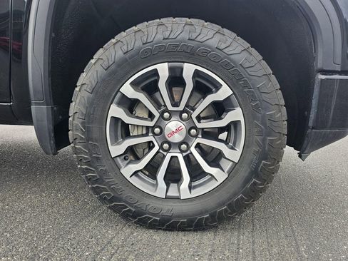 Used 2019 GMC Sierra 1500 AT4 w/ AT4 Premium Package AWD/4WD image 9