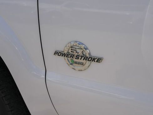 Used 2015 Ford F250 Lariat w/ Lariat Ultimate Package AWD/4WD image 17