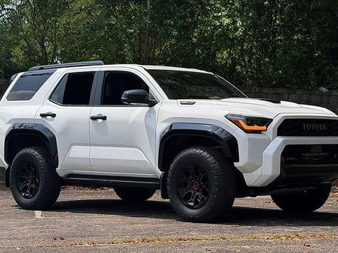 Used 2025 Toyota 4Runner TRD Pro AWD/4WD image 2
