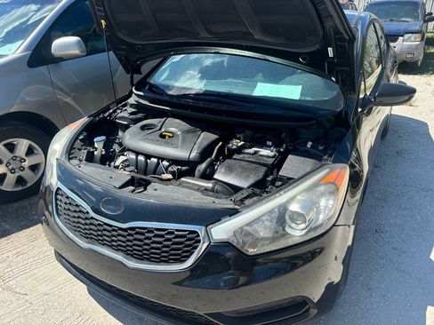 Used 2015 Kia Forte LX FWD image 15