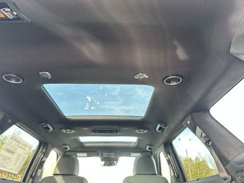 New 2026 Hyundai Palisade Calligraphy AWD/4WD image 17