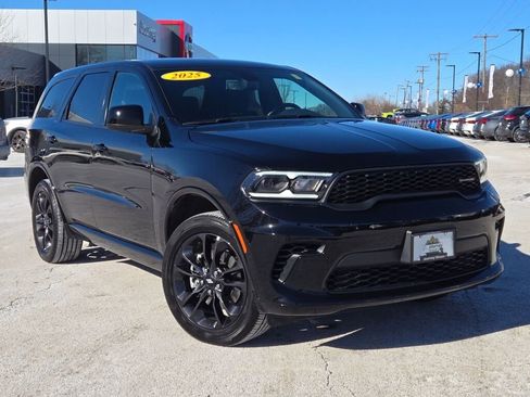 Used 2025 Dodge Durango GT AWD/4WD image 4