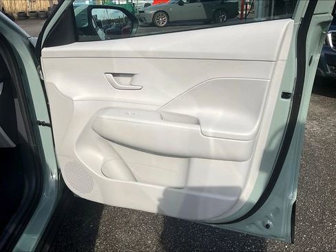 New 2026 Hyundai Kona SE image 22