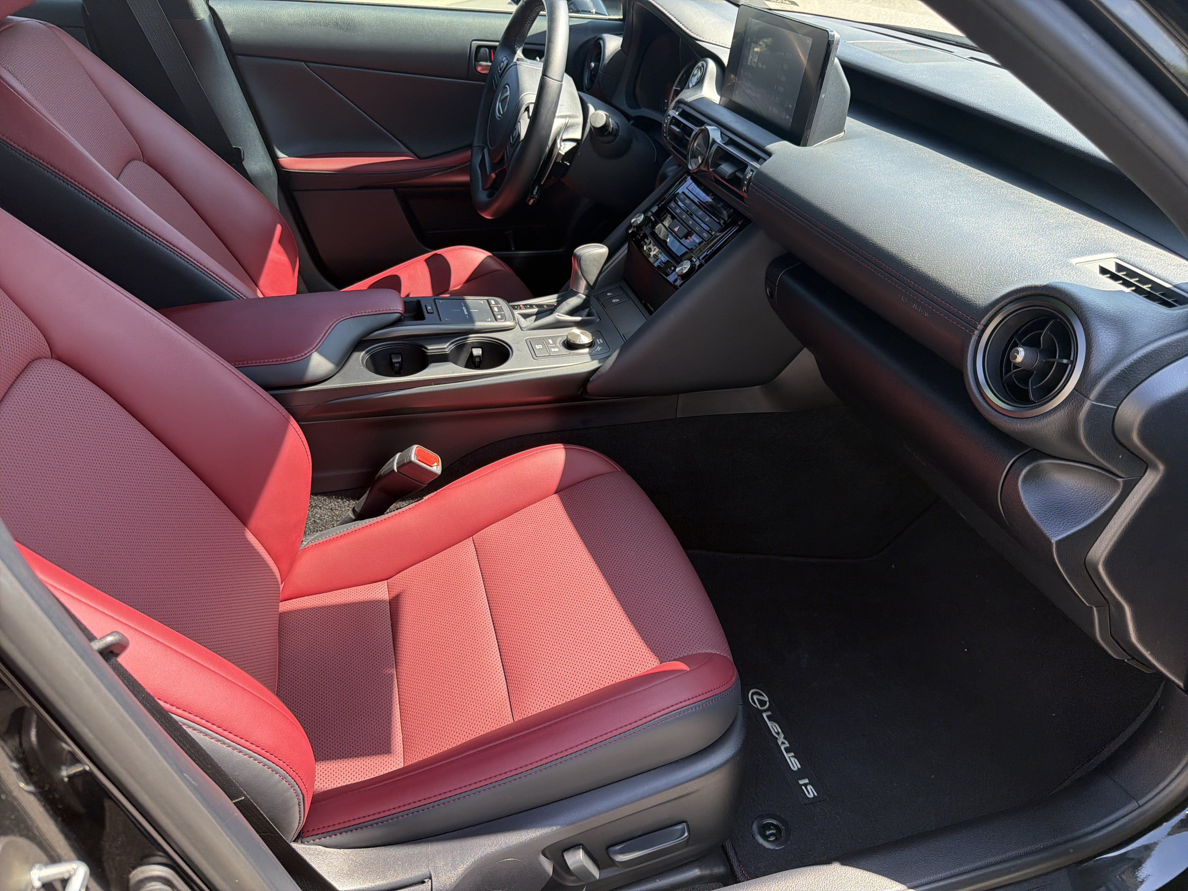 Used 2025 Lexus IS 350 F Sport RWD image 24