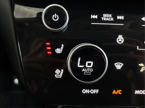 Used 2023 INFINITI QX60 Luxe w/ Performance Audio Package AWD/4WD image 44