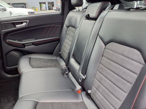 Used 2024 Ford Edge ST-Line AWD/4WD image 7