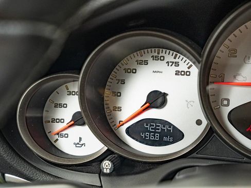 Used 2006 Porsche 911 Carrera S RWD image 28