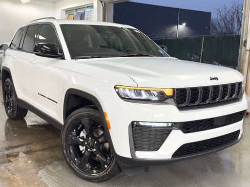 New 2026 Jeep Grand Cherokee Limited w/ Limited Altitude Package image 1