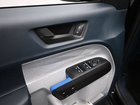 New 2026 Ford Maverick XLT FWD image 8