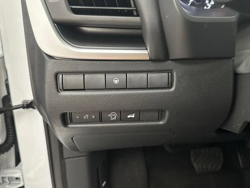 New 2026 Nissan Rogue Dark Armor AWD/4WD image 19