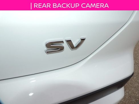 Used 2024 Nissan Kicks SV FWD image 12