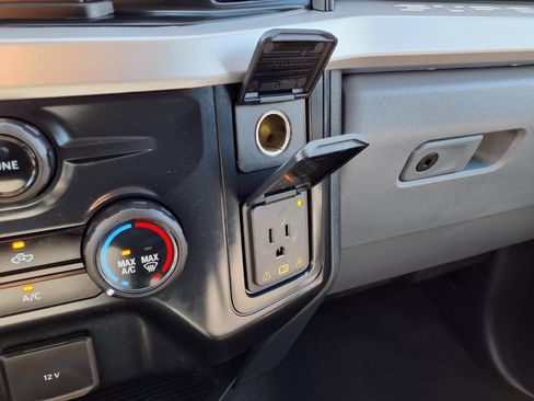 Used 2025 Ford F250 XLT AWD/4WD image 13